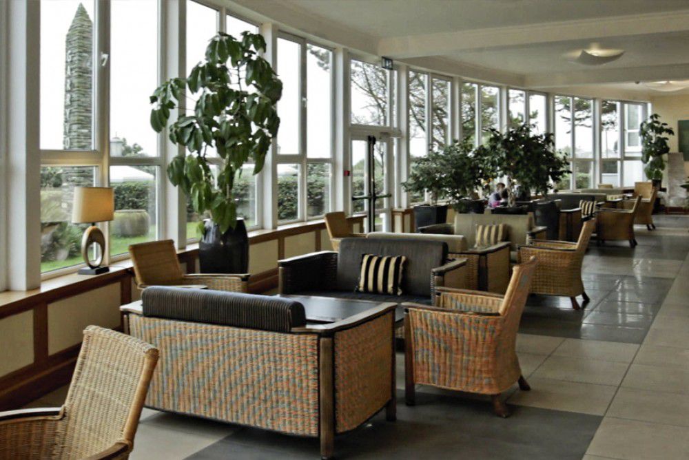 Garryvoe Hotel แบลลีคัตตอน ภายนอก รูปภาพ