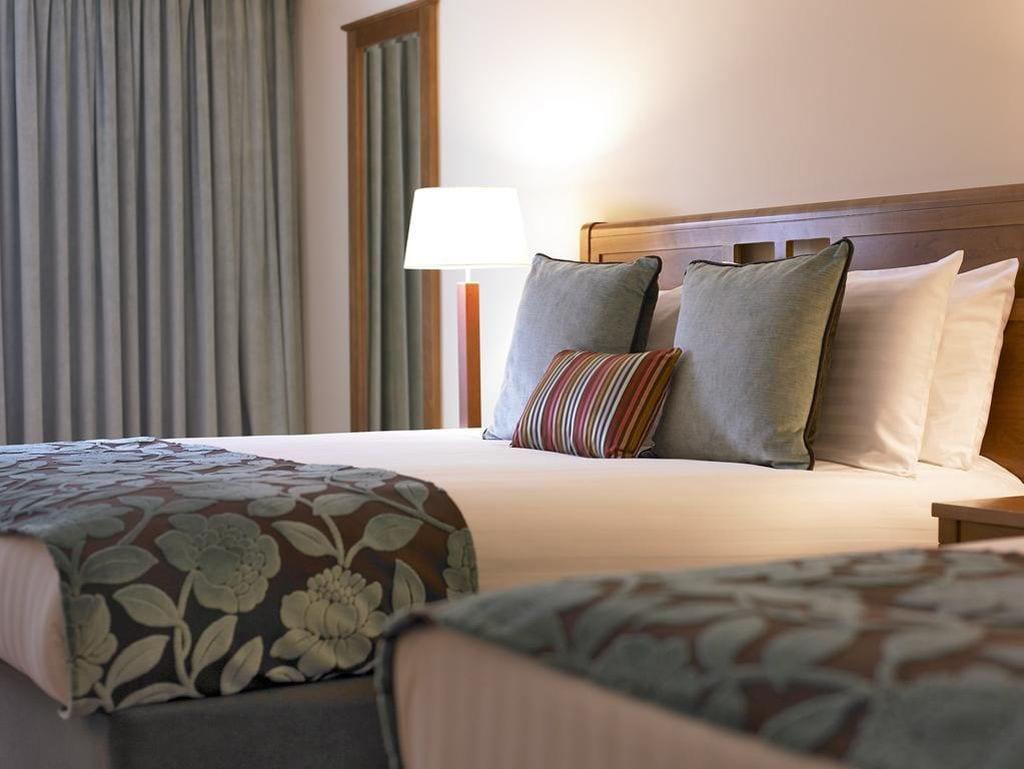 Garryvoe Hotel แบลลีคัตตอน ภายนอก รูปภาพ