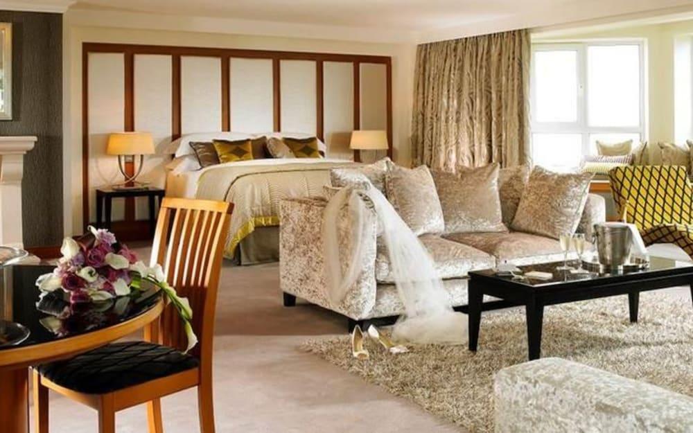Garryvoe Hotel แบลลีคัตตอน ภายนอก รูปภาพ