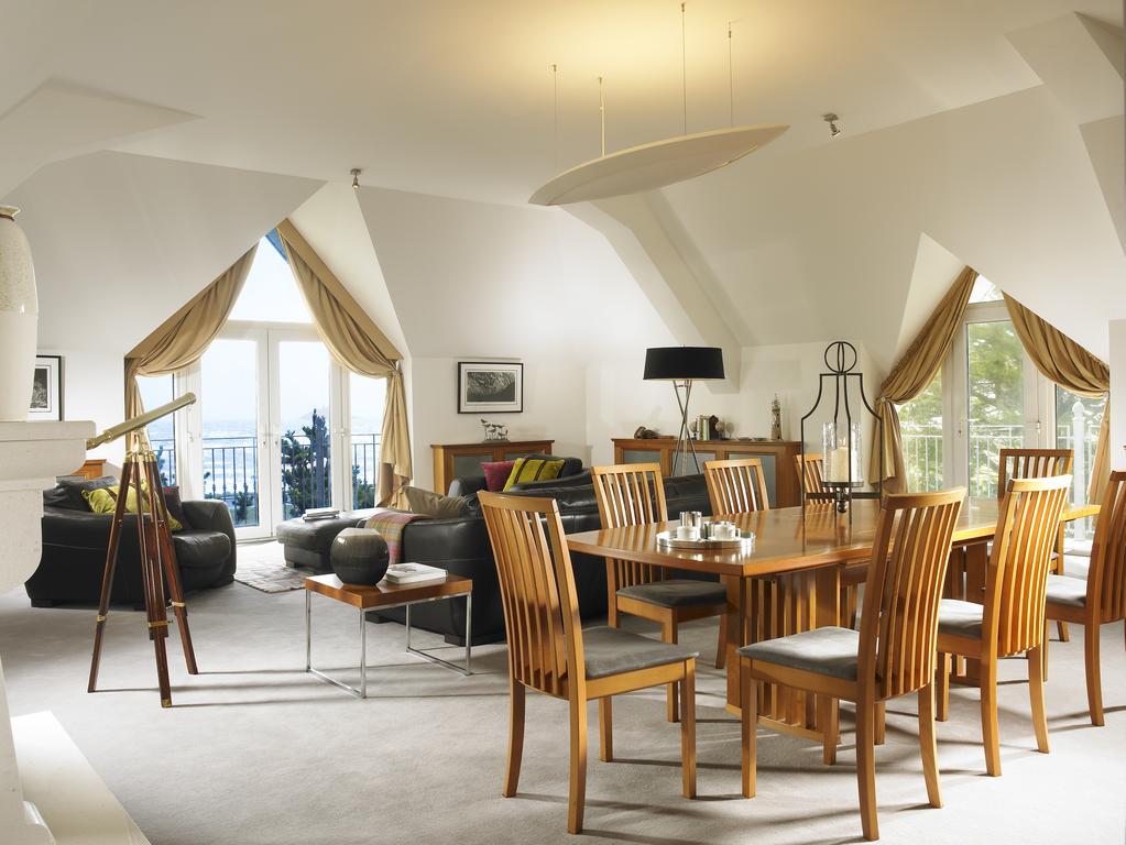 Garryvoe Hotel แบลลีคัตตอน ภายนอก รูปภาพ