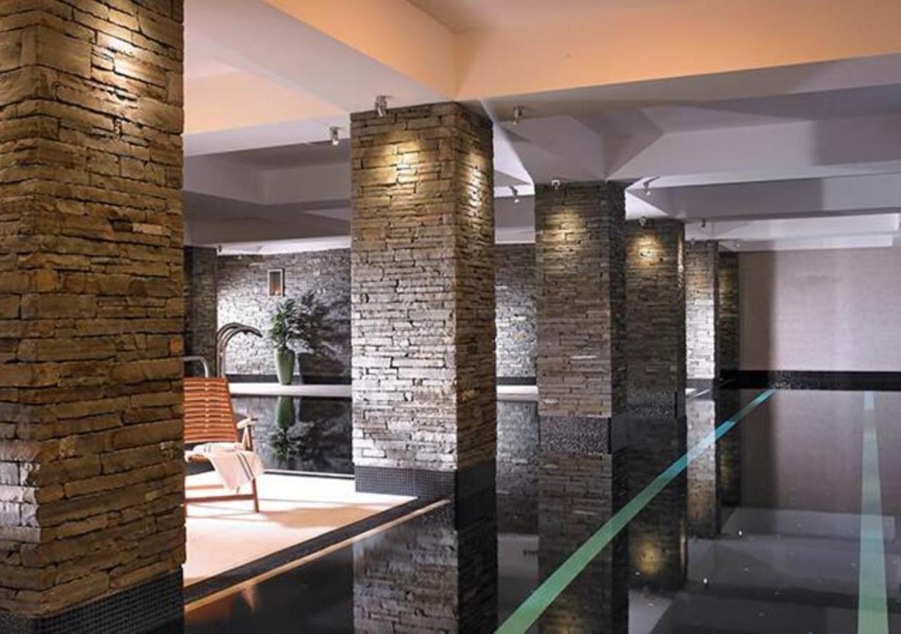 Garryvoe Hotel แบลลีคัตตอน ภายนอก รูปภาพ